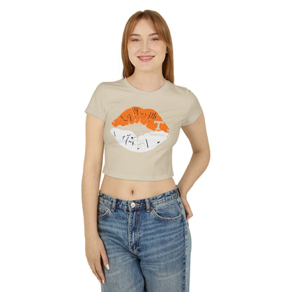 Stylish Tennessee Vols Women's Baby Tee with Lip Print